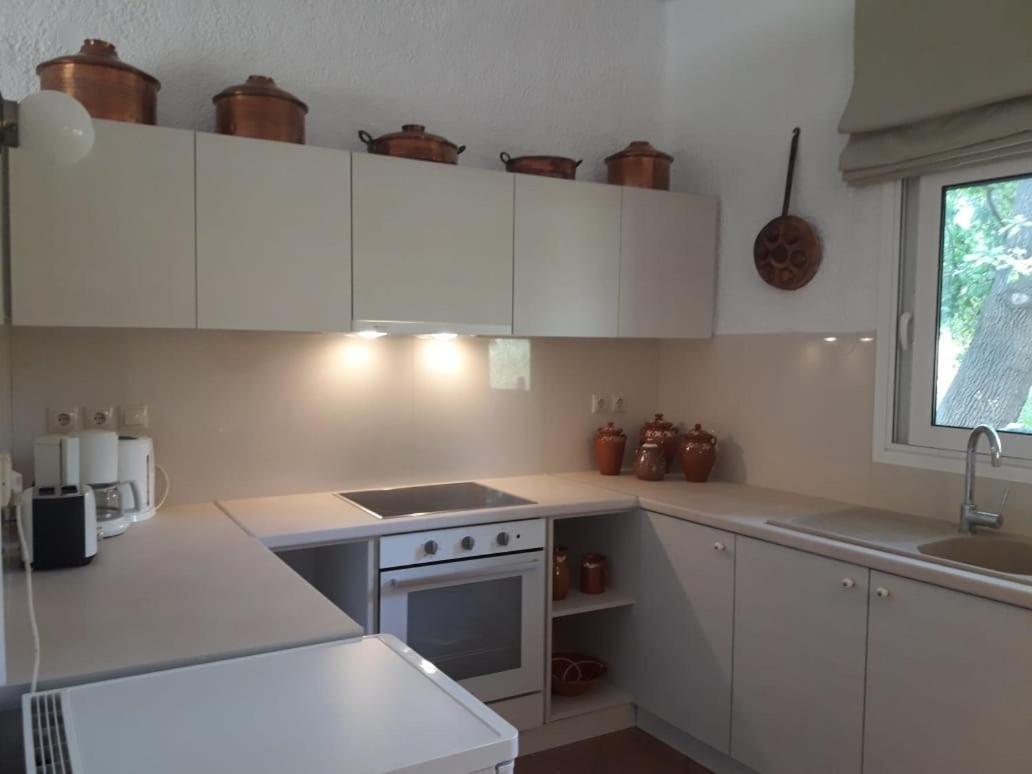 Rododafni Bay Residences Luaran gambar